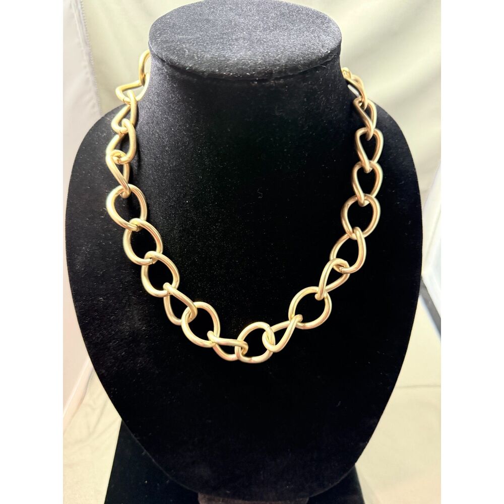 Vintage Chunky Gold Tone Chain Link Statement Necklace
